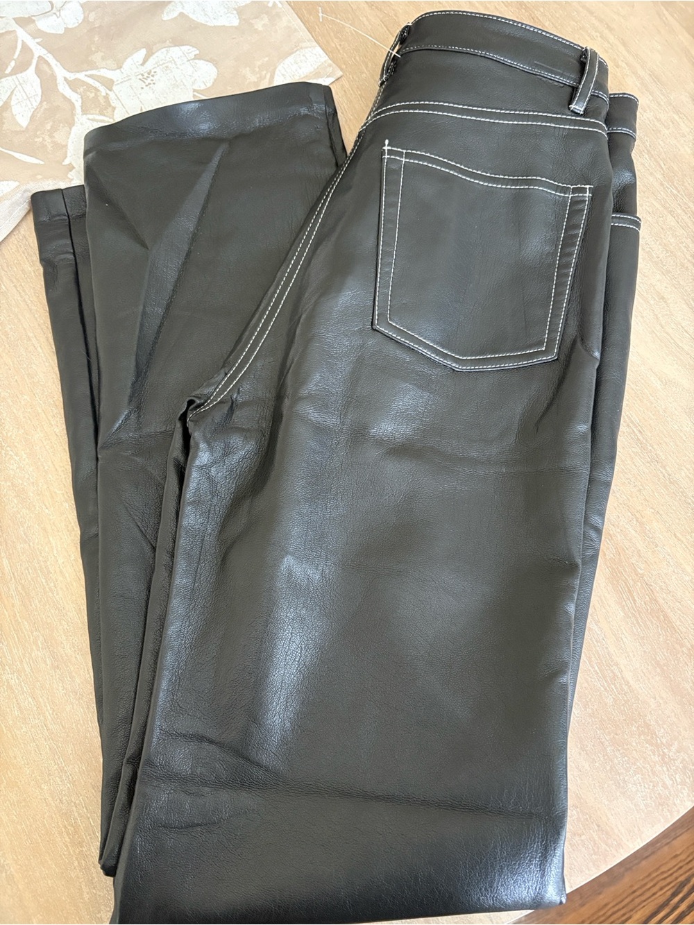 Aritzia Wilfred the Melina Vegan leather black pants white stitch - Picture 2 of 5